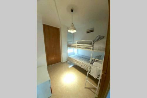 Playa A 250 Metros. Apartamento Reci�n Reformado.