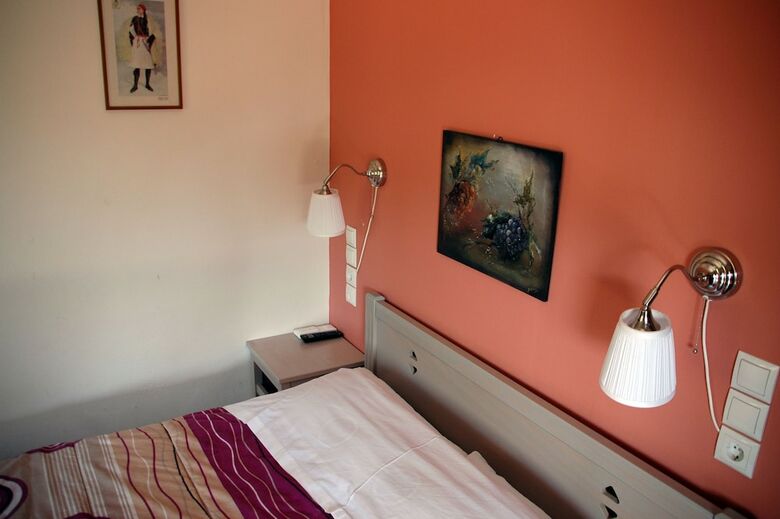 Hotel To Greki