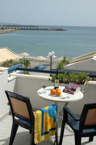 Hostal Portobelis House