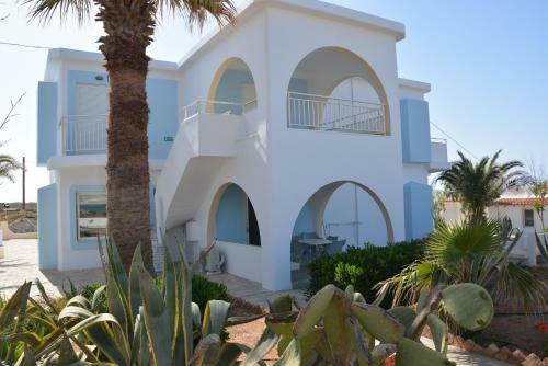 Blue Beach Villas Apartments