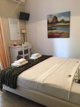 Aloe Luxury Apartments & Suites