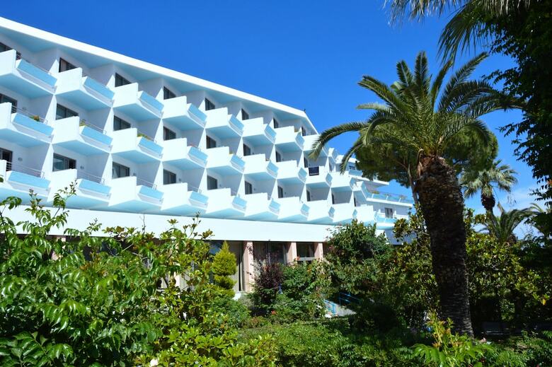 Hotel Blue Horizon