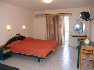 Aparthotel Irina Beach Hotel