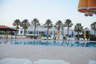 Aparthotel Irina Beach Hotel