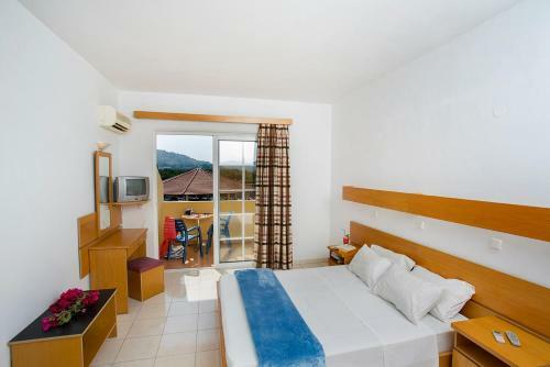 Aparthotel Fantasy Hotel