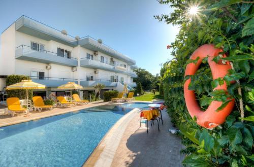 Antomar Apartments And Studios