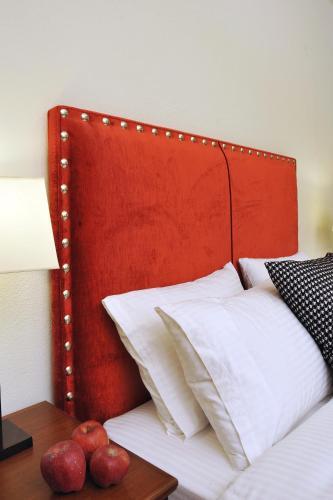 Hostal Guesthouse Rousis