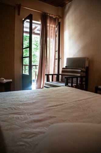 Hostal Haravgi