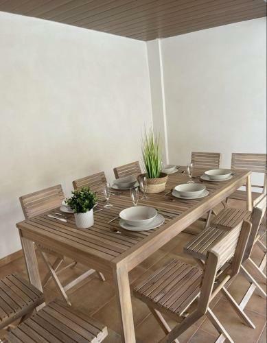 Apartamento Piso Con Terraza Calle Islas Columbretes, Wifi