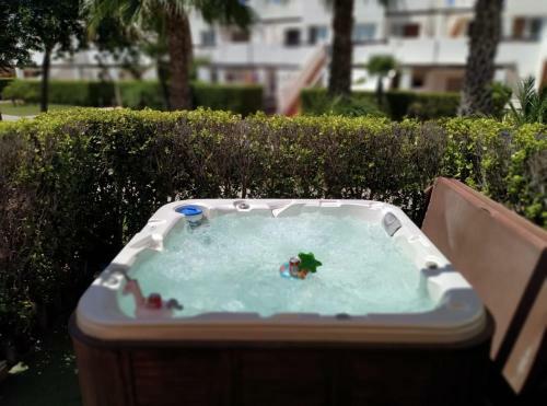 Exquisite 3 Bed Apartment With Private Jacuzzi