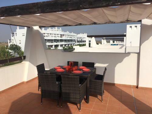 N802 Luxury Two Bedroom Apartment