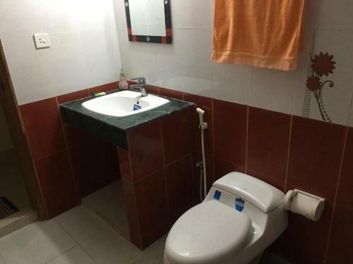 Zara?s Service Apartment