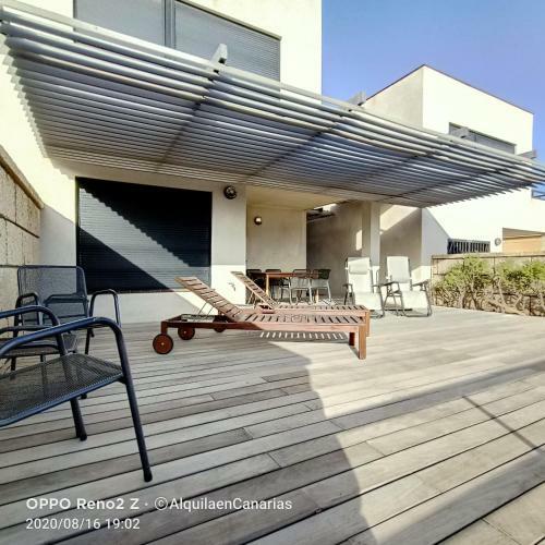 The M�dano. Spectacular Terrace And Sea Views.