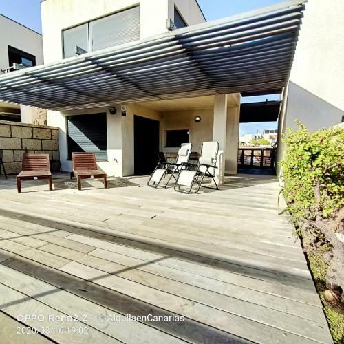 The M�dano. Spectacular Terrace And Sea Views.