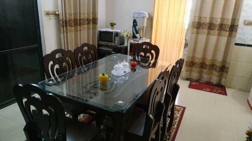 Hostal Crowd In Guest House Bd