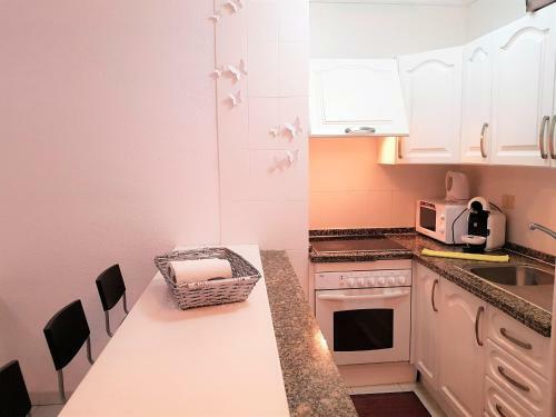 Apartamento M�dano Center! 2 Rooms, Near The Beach