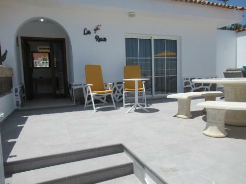 Las Rosas, Stunning Luxury Chocolate Box Villa With Private Heated Pool & Wifi