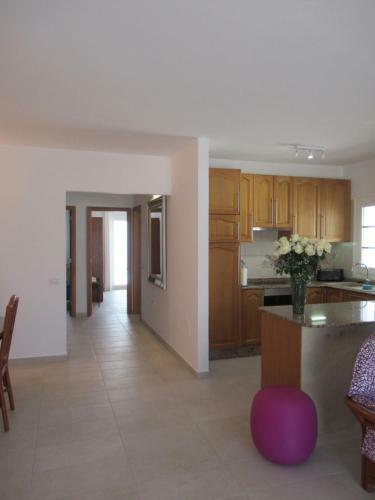 Las Rosas, Stunning Luxury Chocolate Box Villa With Private Heated Pool & Wifi