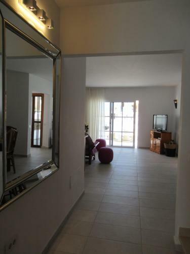 Las Rosas, Stunning Luxury Chocolate Box Villa With Private Heated Pool & Wifi