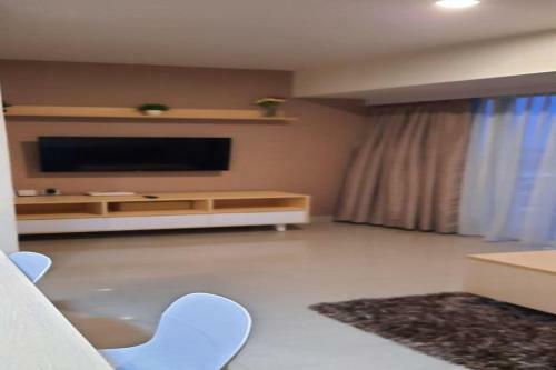 Apartemen Grand Kamala Lagoon By Icha Property