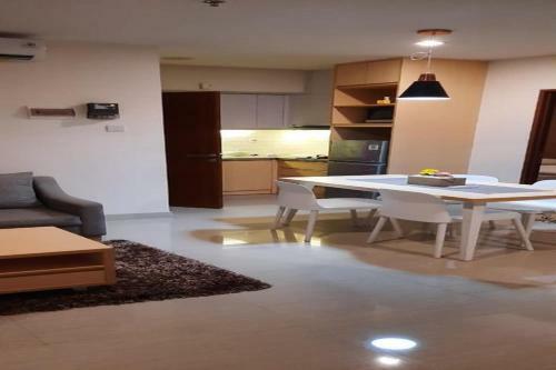 Apartemen Grand Kamala Lagoon By Icha Property