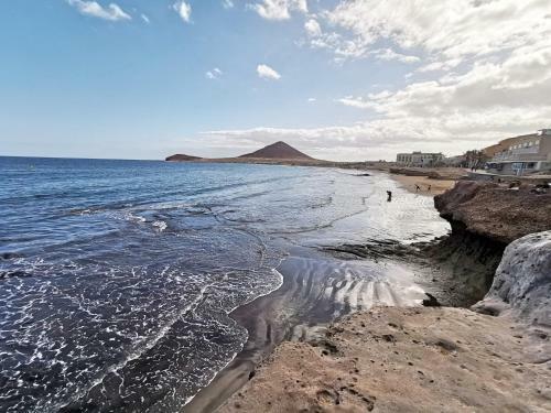 Home2book Bright Apartment El M�dano Beach