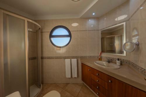 Carmen's Beach Villa - By Medano4you