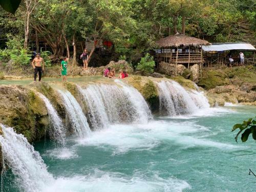 Bed & Breakfast Bolinao Transient House B