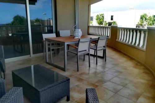Apartamento El Medano - La Perla C004