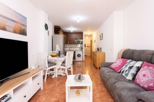 Sol Apartments El M�dano Beach