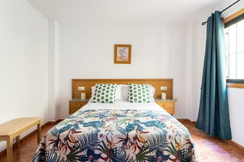 Sol Apartments El M�dano Beach