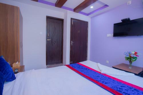 Hotel Maheshwor