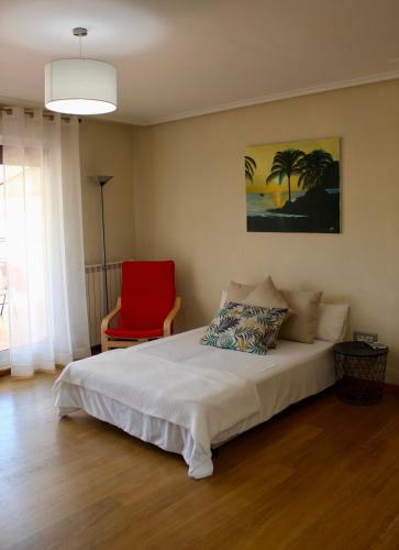 Apartamento �tico En El Centro Con Terraza Y Barbacoa
