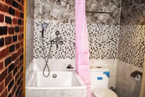 Hostal Tolan Chhen