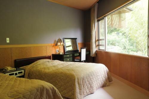 Isuzu Hotel