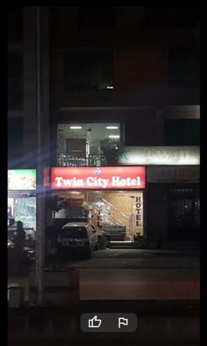 Twin City Hotel