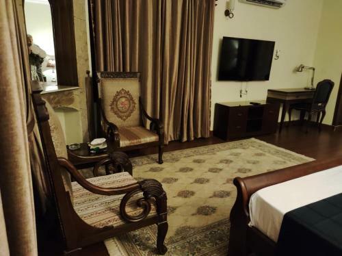 Hotel Goldcrest Resort, Rawalpindi