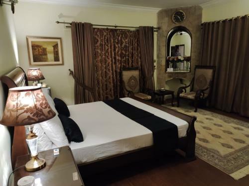 Hotel Goldcrest Resort, Rawalpindi