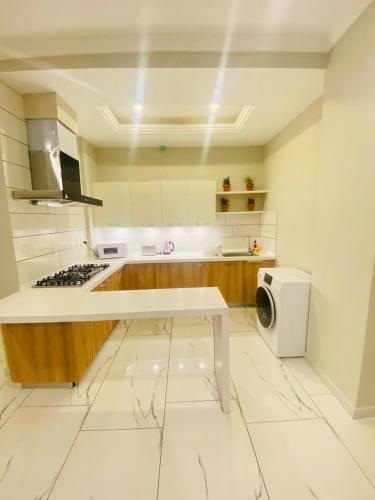 Holidazzle Serviced Apartments Bahria Town