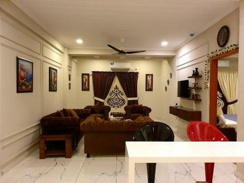 Apartamento Ameno Suites, Bahria Town