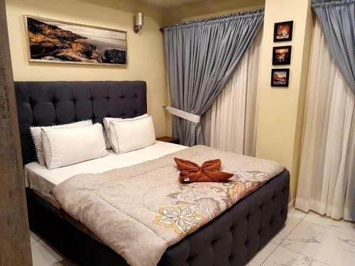 Apartamento Ameno Suites, Bahria Town