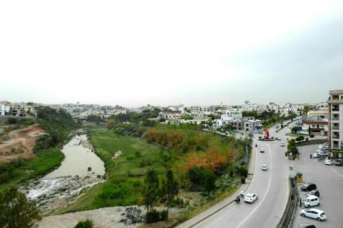 Apartamento Ameno Suites, Bahria Town