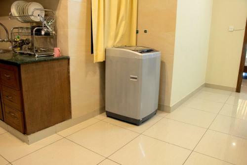 Executive 3 Bedrooms Park Face Apartment In Bahria Town