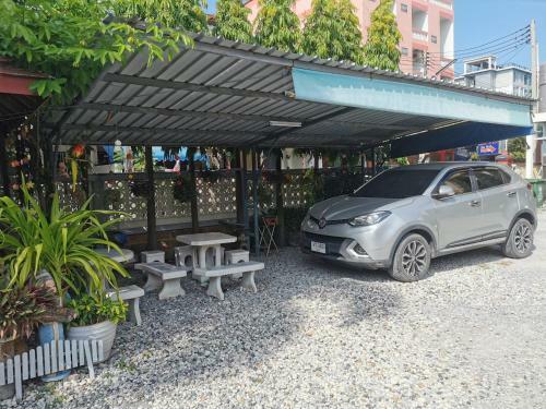 Hostal Samiya Guesthouse