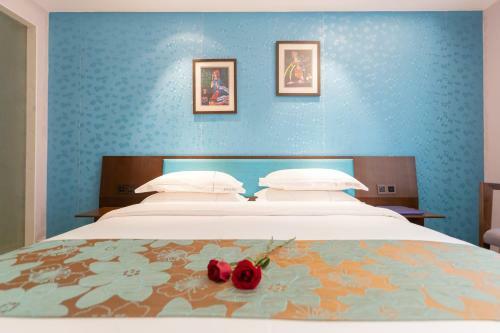 New Century Hotel