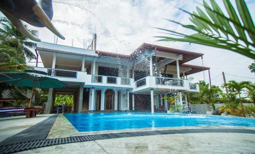 Hostal Sanda Hiru Villa