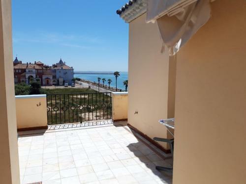 Apartamento Vistalmar Puerto Sherry - John Harvey & Sons