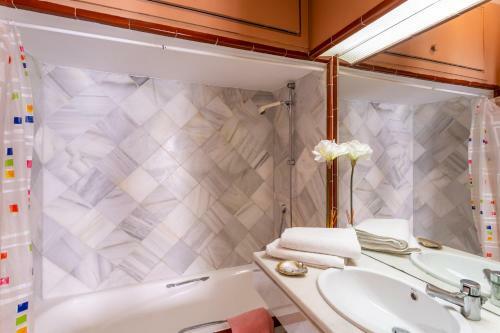 Apartamento Vistalmar Puerto Sherry - John Harvey & Sons