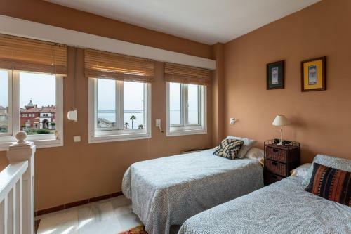 Apartamento Vistalmar Puerto Sherry - John Harvey & Sons