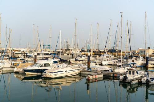 Apartamento Vistalmar Puerto Sherry - John Harvey & Sons